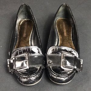 Arturo Chiang patter leather loafers